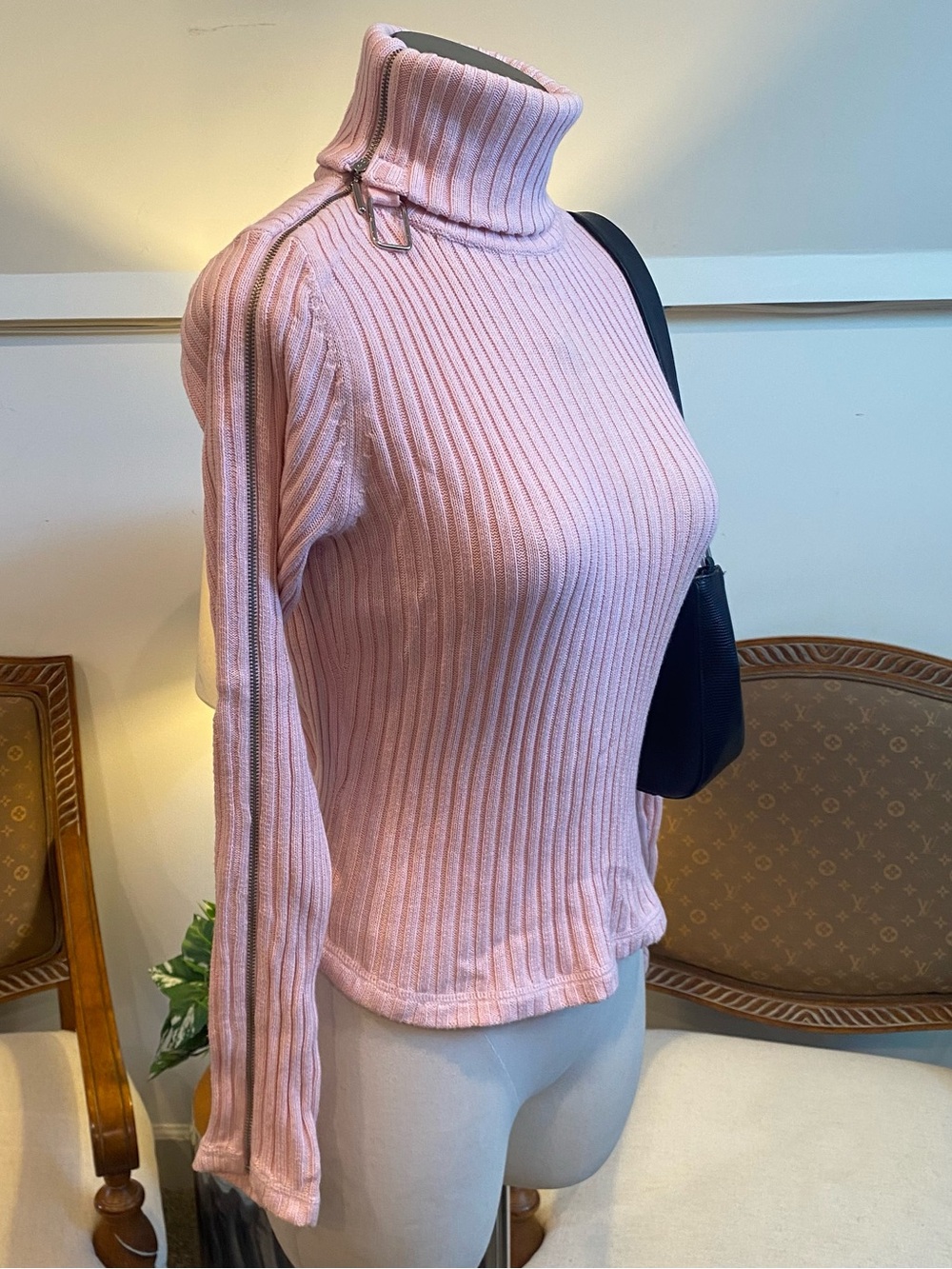 Vintage 90s Pink Cotton-Blend Knit Ribbed Zip-Shoulder Turtleneck Sweater Preppy